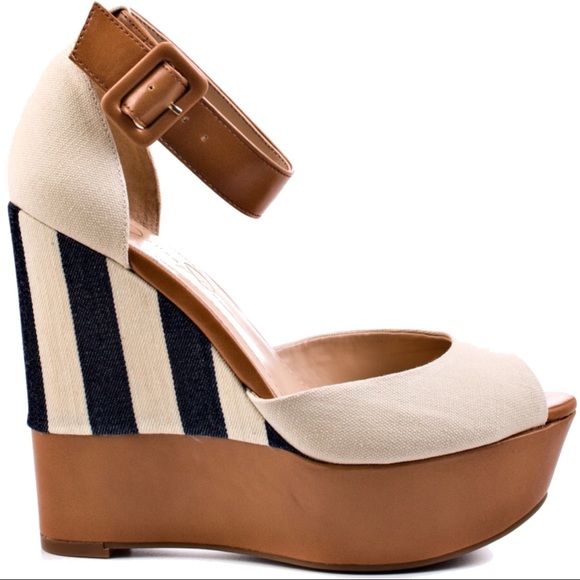 Jessica Simpson Striped Wedges - Picture 4 of 4